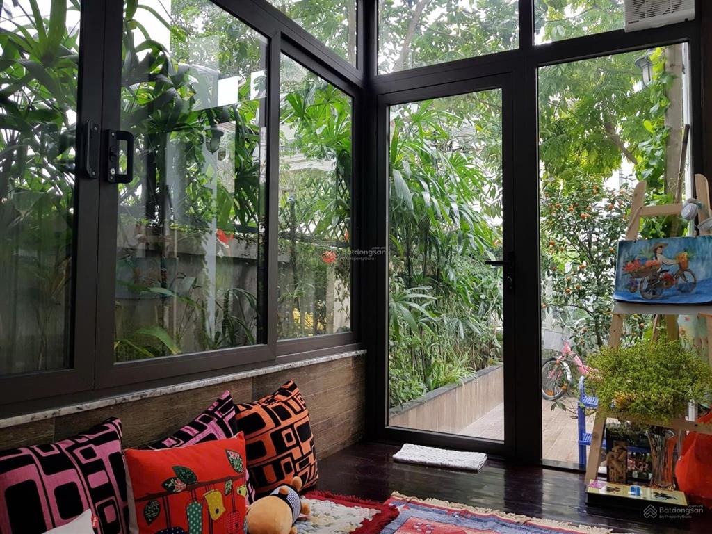Bán căn biệt thự khu anh đào vinhomes riversdie long biên hướng mát rất đáng sống giá hợp lý