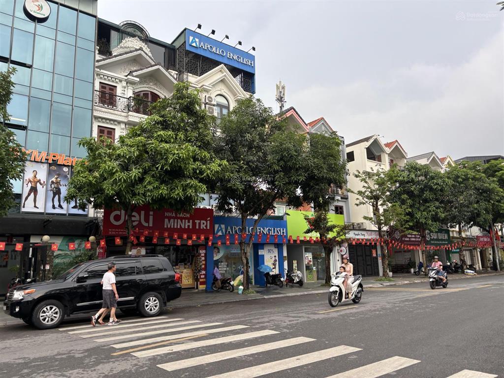 Hiếm bán liền kề 4 tầng mặt phố bùi thiện ngộ kđt việt hưng kinh doanh sầm uất view thoáng giá tốt