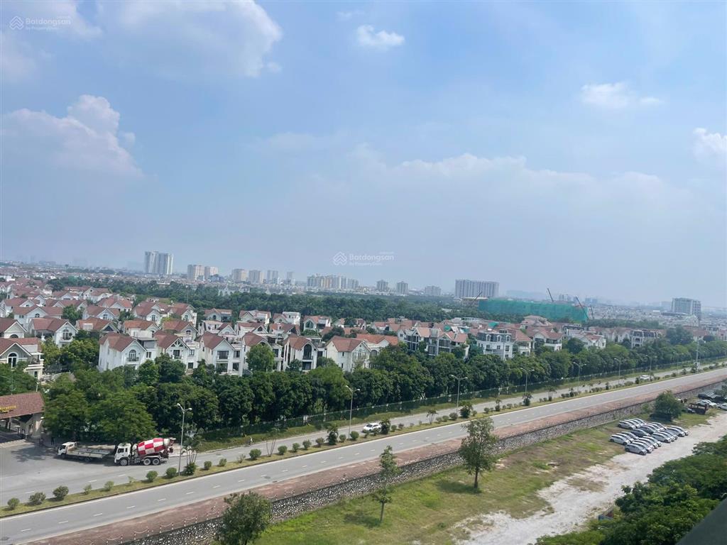 Hiếm bán căn chung cư mới tinh căn góc 3 đông nam view vinhomes 3 ngủ 2wc đẹp nhất toà valencia
