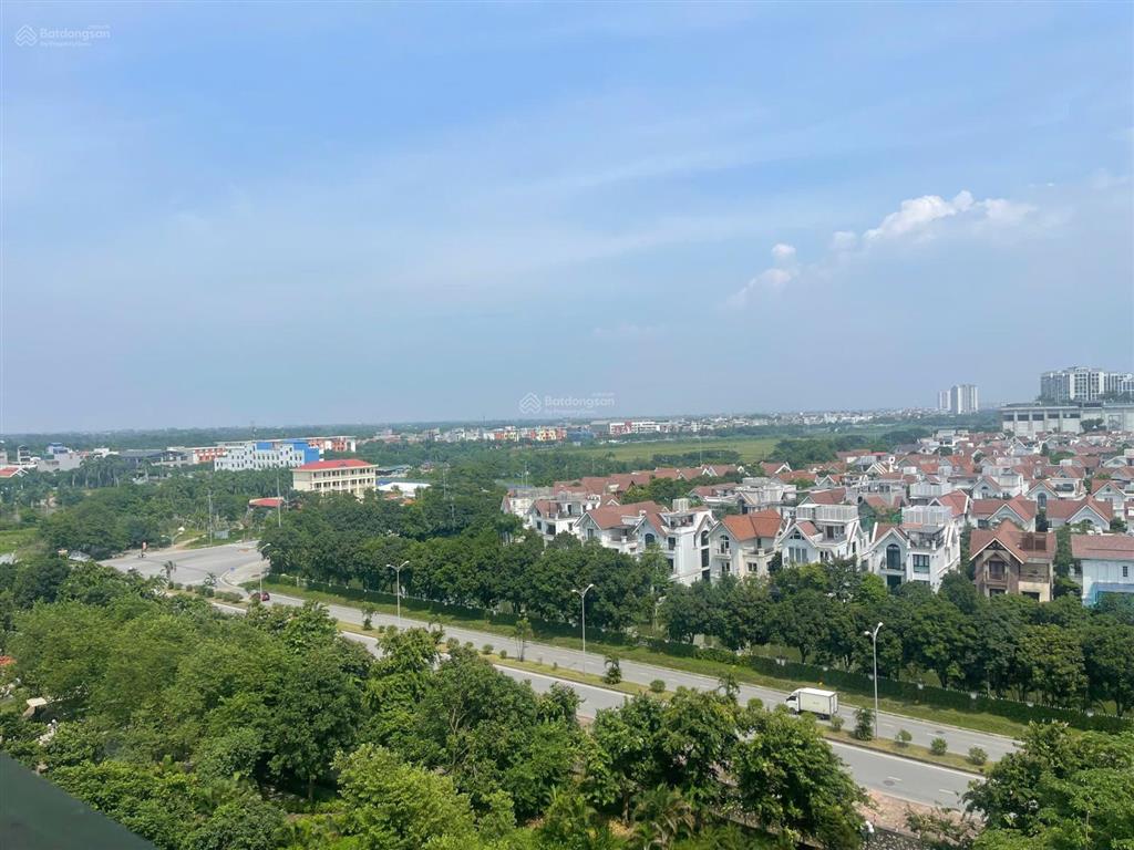 Hiếm bán căn chung cư mới tinh căn góc 3 đông nam view vinhomes 3 ngủ 2wc đẹp nhất toà valencia