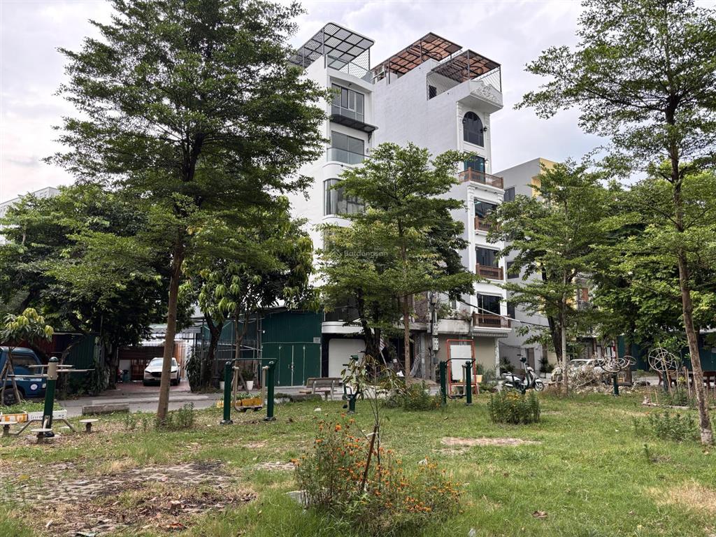 Bán mảnh đất phân lô đẹp mặt vườn hoa khu x6 ngay ngã tư phố thạch bàn cổ linh gần aeon và hồ 15ha
