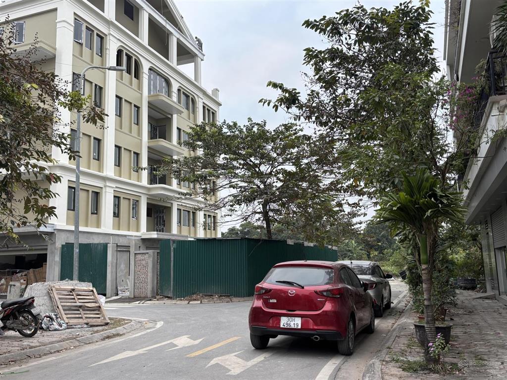 Bán mảnh đất đấu giá cạnh hồ công viên ngay phía sau phố đoàn khuê kéo dài thanh am 85m2 giá tốt