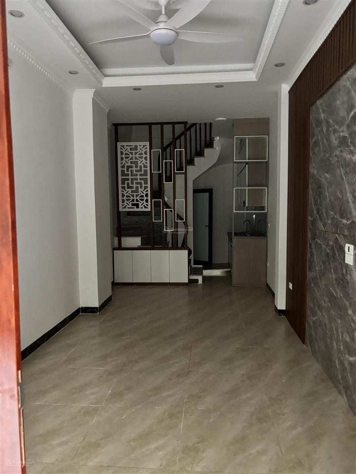 Bán căn nhà 5 tầng mới lô góc ngõ rất thoáng tại phúc lợi dt 30m² giá 6.3 tỷ