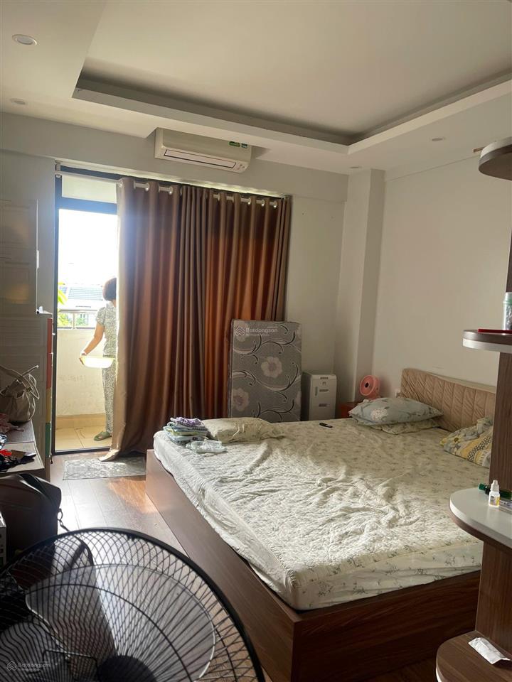 Bán căn chung cư lô góc toà n017 mặt vinhomes kđt sài đồng rất đáng sống 96.5m2 chỉ 6.2 tỷ đủ đồ