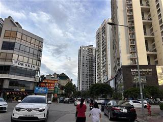 Vip cho thuê nhà 7 tầng thang máy phố hàng xách tay nguyễn sơn bồ đề sầm uất 88m² làm văn phòng