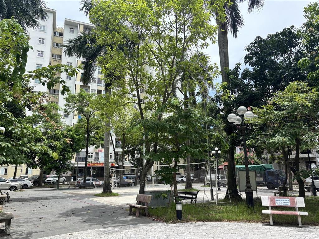 Cho thuê căn song lập 4 tầng mặt vườn hoa khu ban tw đảng kđt sài đồng làm văn phòng 132m² giá tốt