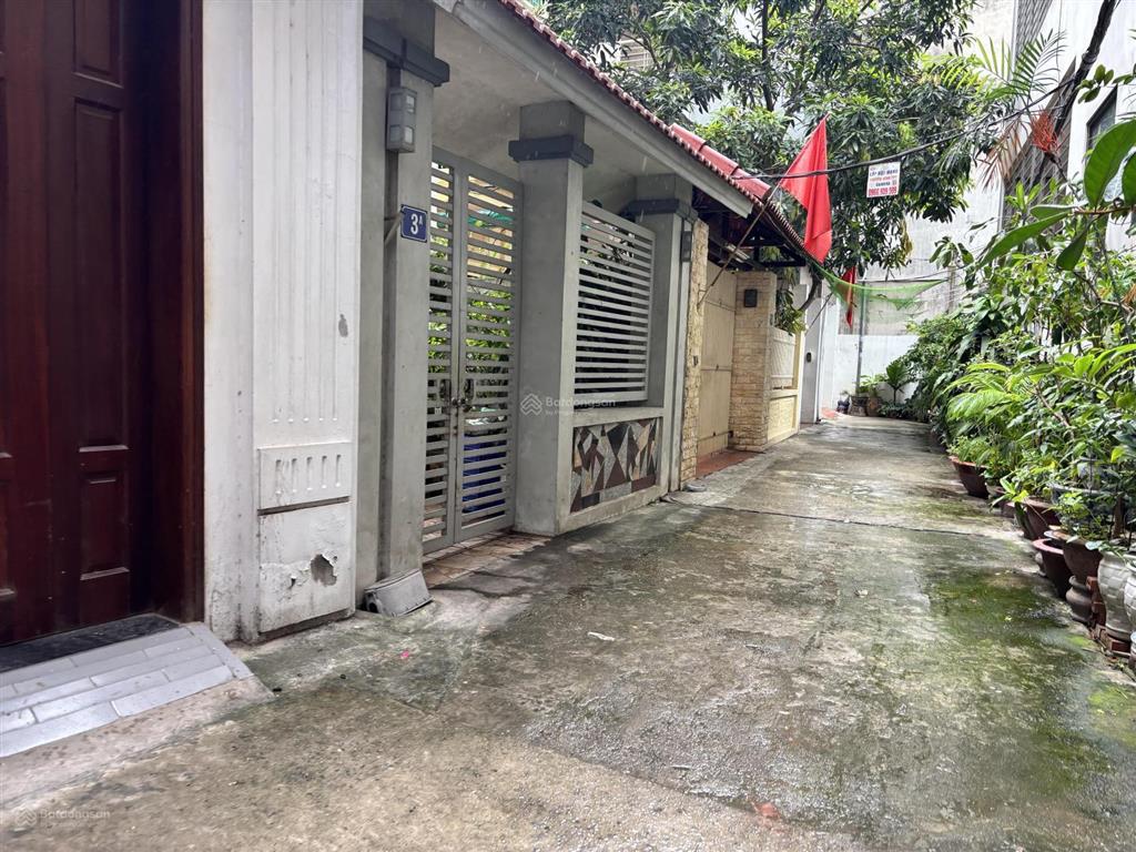 Hiếm  bán mảnh đất đẹp ô tô vào gần hồ sinh thái trung tâm bồ đề 36.5m2 mặt tiền 4.3m chỉ 9.2 tỷ