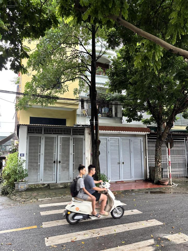 Vipbán giảm giá sâu căn nhà lô góc 4 tầng khu phân lô phố chu huy mân giáp vinhomes gần aeon mall