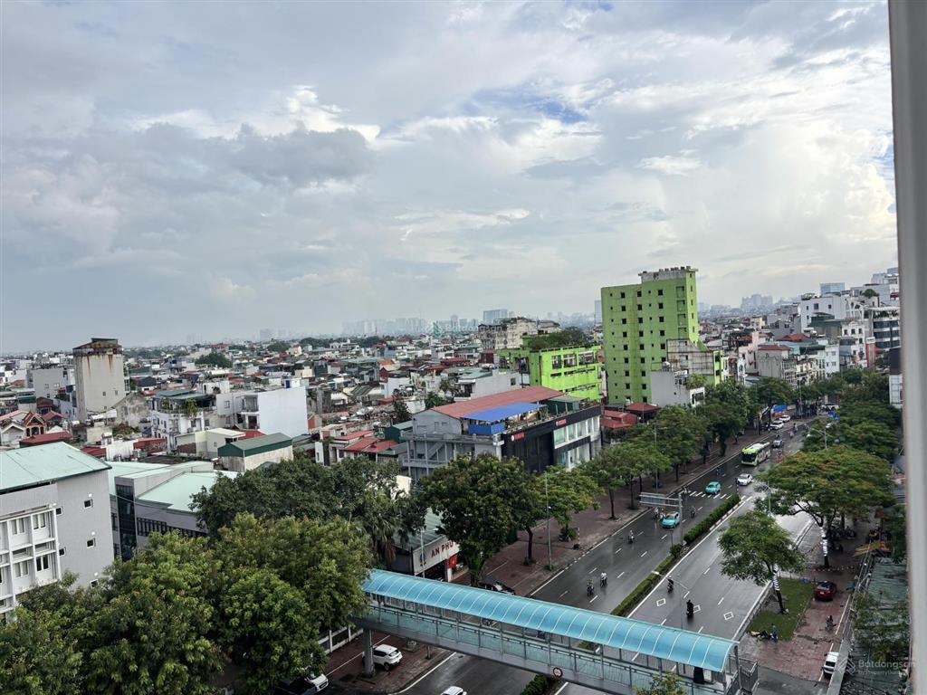 Bán căn hộ chung cư toà nhà bidv mặt phố nguyễn văn cừ tầng đẹp hướng đông nam 94m2 3 ngủ 2wc 7.5tỷ
