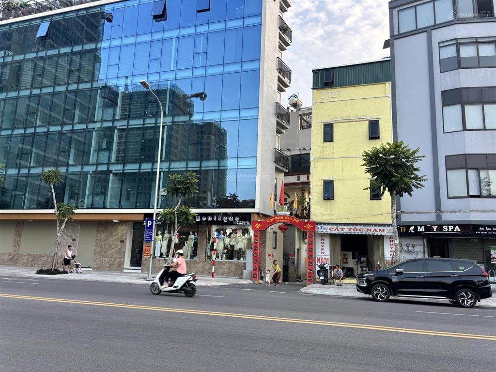 Bán mảnh đất đẹp ô tô vào đường thông ngay phố nguyễn lam gần vinhomes 84m2 chỉ 12.2 tỷ