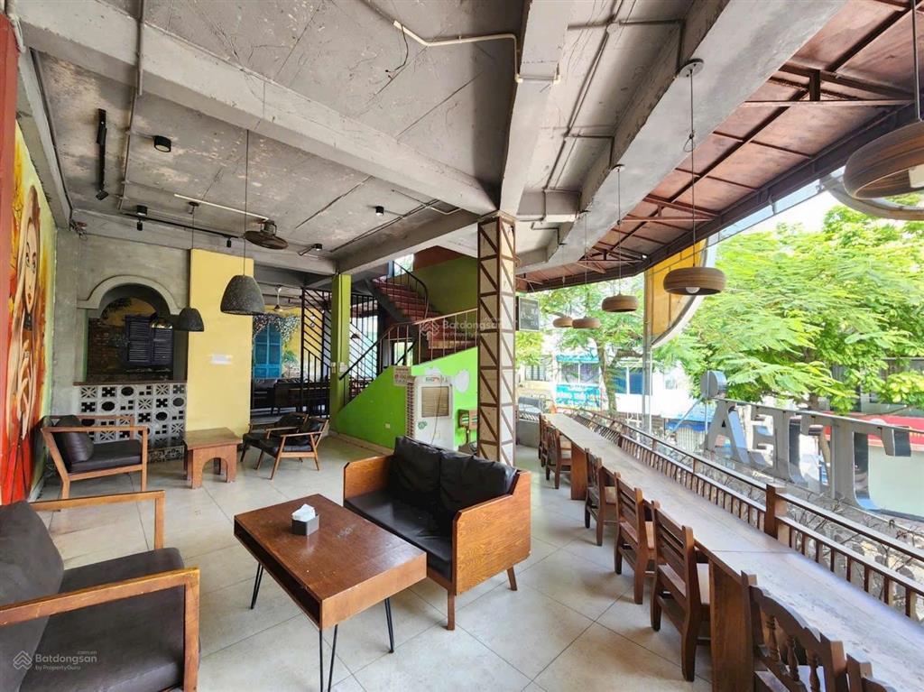 Vip hiếm  bán nhà 5.5 tầng căn góc mặt phố sài đồng ngay ngã ba sầm uất suốt ngày đêm 88m2 có 42tỷ