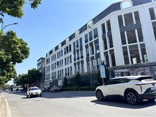 Vipbán căn shophouse lô góc 2 mặt đường to 5 tầng mặt đường 25m đẹp thạch bàn 174m2 chỉ 54 tỷ