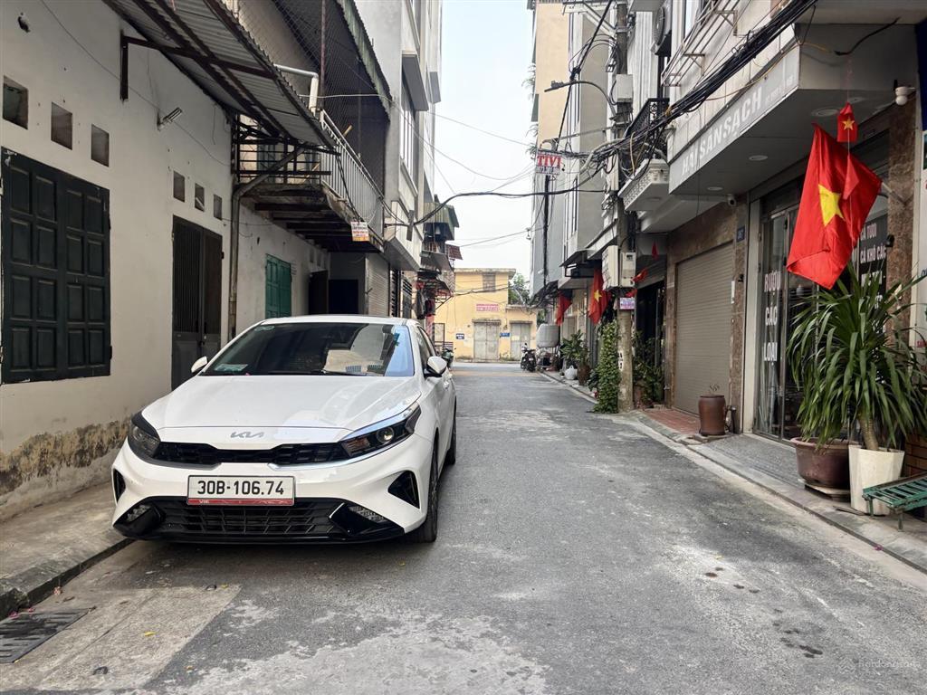 Bán mảnh đất phân lô quân đội cạnh aeon mall và sân gofl long biên ô tô tránh nhau 40m2 chỉ 7.5 tỷ