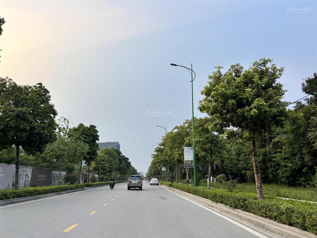 Hiếm bán căn nhà lô góc hai mặt đường to khu phân lô quân đội 918 cạnh aeon và sân golf 85m2 17 tỷ