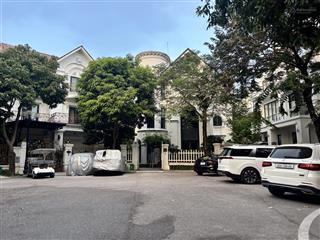 Vip  biệt thự anh đào nhà đẹp đường rộng hướng mát đồ xịn 210m2 giá chỉ 80 tỷ