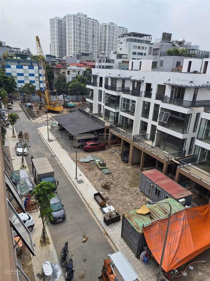 Rất hiếm  biệt thự 4 tầng dự án đô thị mới giữa trung tâm hai bà trưng 270m2 giá chỉ 75 tỷ thôi ạ