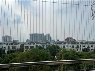Bán căn hộ chung cư căn góc view mặt phố và vinhomes 98m2 căn 2 ngủ 2wc đủ đồ 5.8 tỷ