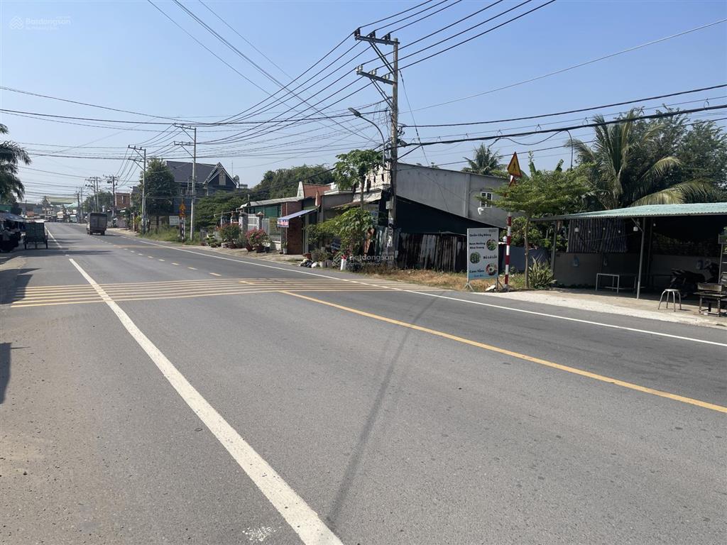 1 sào 9 đất mặt tiền đường lý thái tổ, nhơn trạch, đồng nai. có nhà mái thái + mặt bằng buôn bán