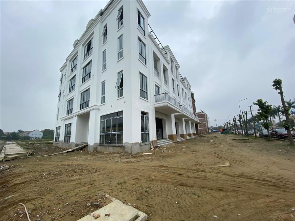 Chủ đầu tư golden city mở bán lô góc mặt đường đại lộ lê nin (đường 32) vị trí vàng