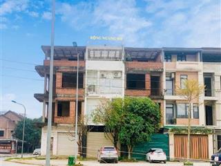 Bán nhà 4 tầng mặt đường đại lộ 72m nghi phú, tp vinh giá hợp lý