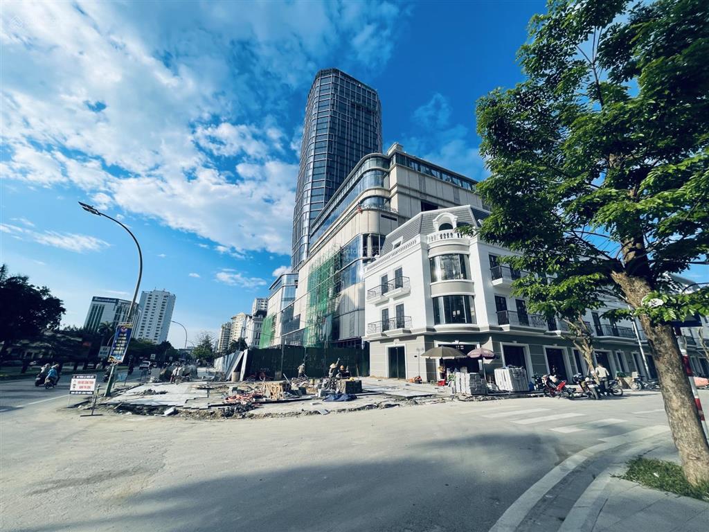 Cần bán gấp nhà phố 4 tầng mặt đường quang trung, vị trí kim cương