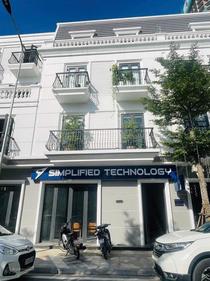 Cần bán gấp nhà phố 4 tầng mặt đường quang trung, vị trí kim cương