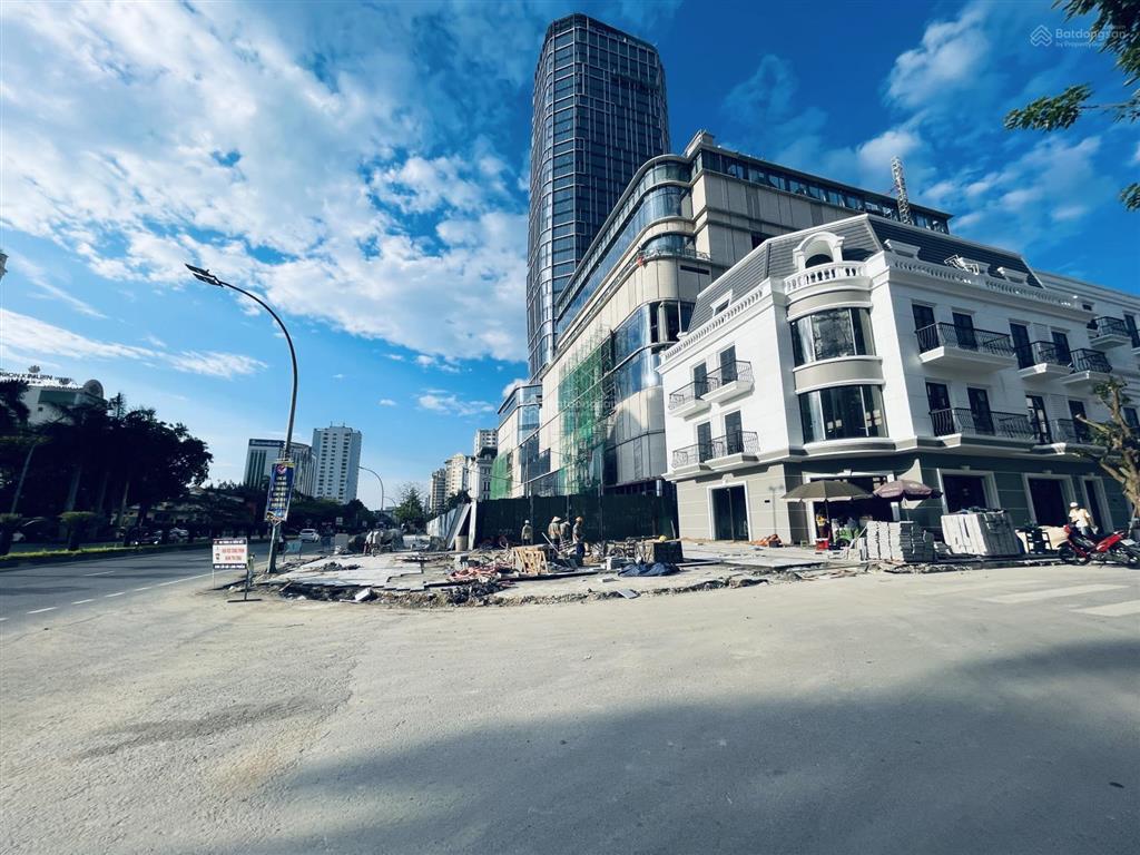 Cần bán gấp nhà phố 4 tầng mặt đường quang trung, vị trí kim cương