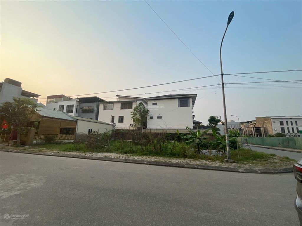 Bán lô góc mặt đường tôn quang phiệt lối 2 đường mai hắc đế kinh doanh tốt