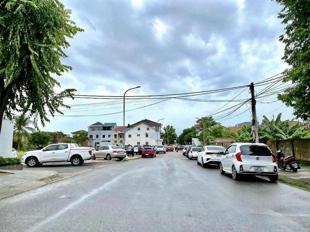Bán đất đấu giá hưng dũng bên cạnh khu đô thị đồng dâu