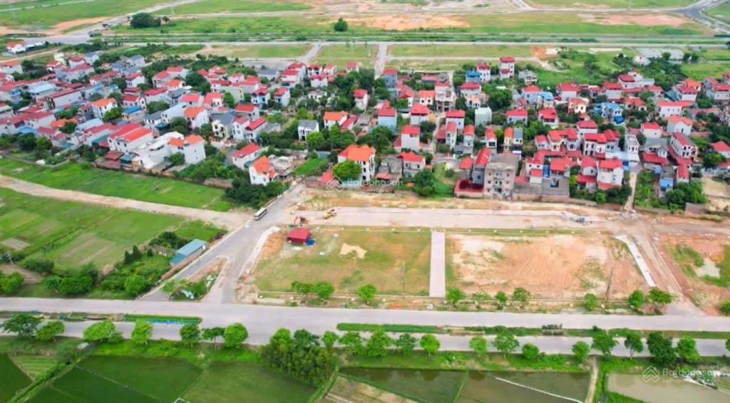 Bán đất đấu giá hưng dũng bên cạnh khu đô thị đồng dâu