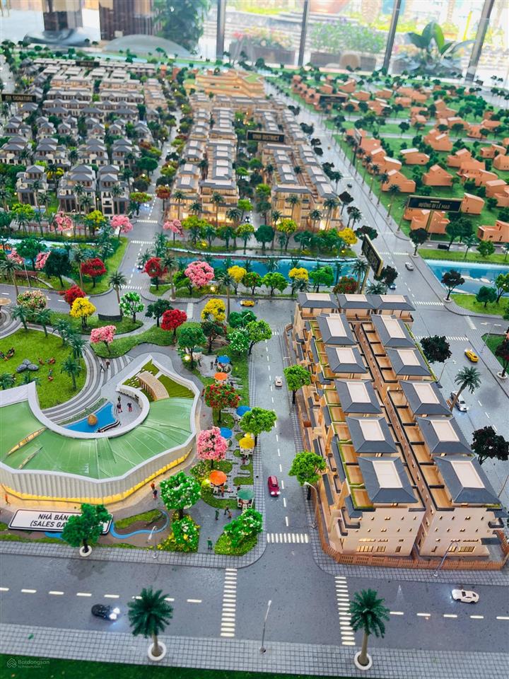 Bán nhà 4 tầng dự án sensia trí dương hàng hiếm