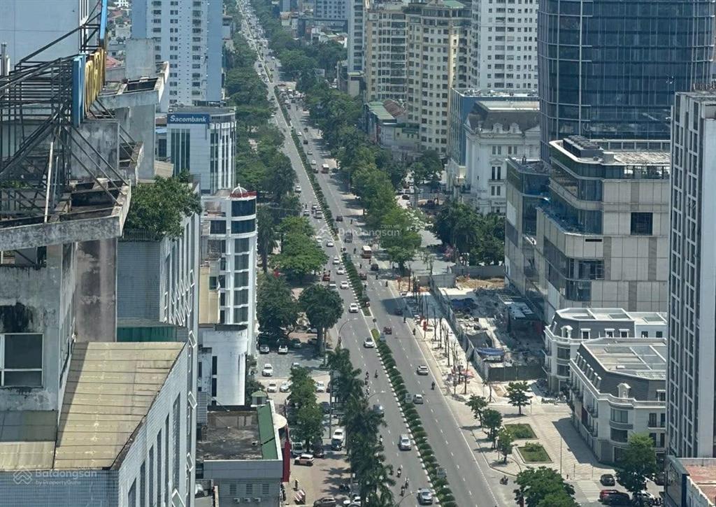 Bán căn shophouse vincom đường tràng tiền 23m kề vincom plaza