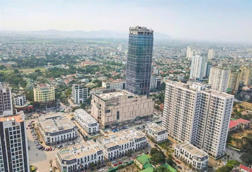 Bán căn shophouse vincom đường tràng tiền 23m kề vincom plaza