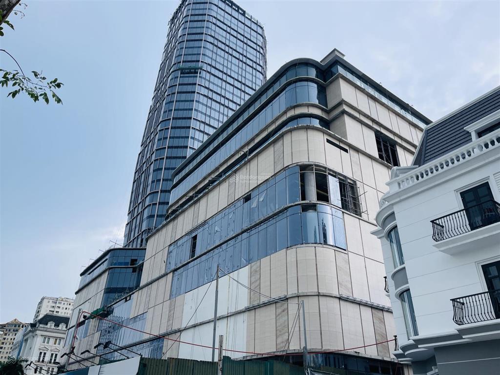Bán căn shophouse vincom đường tràng tiền 23m kề vincom plaza