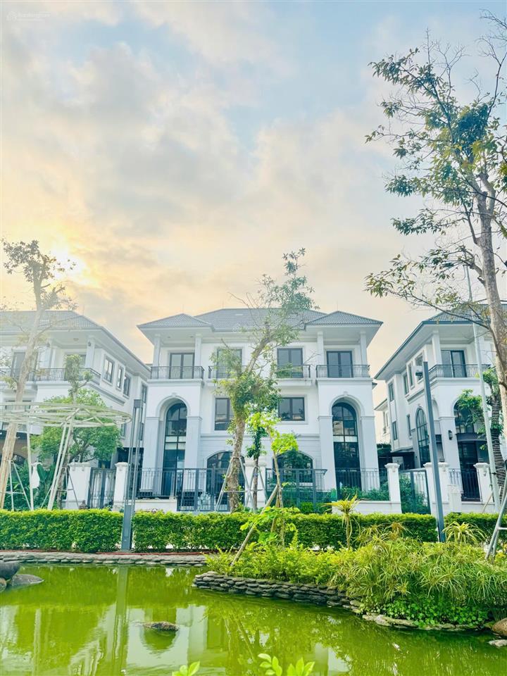 Cần bán biệt thự 330m2 vinh heritage