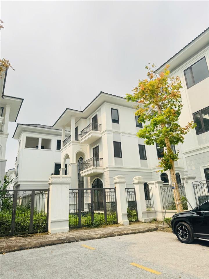 Cần bán biệt thự 330m2 vinh heritage