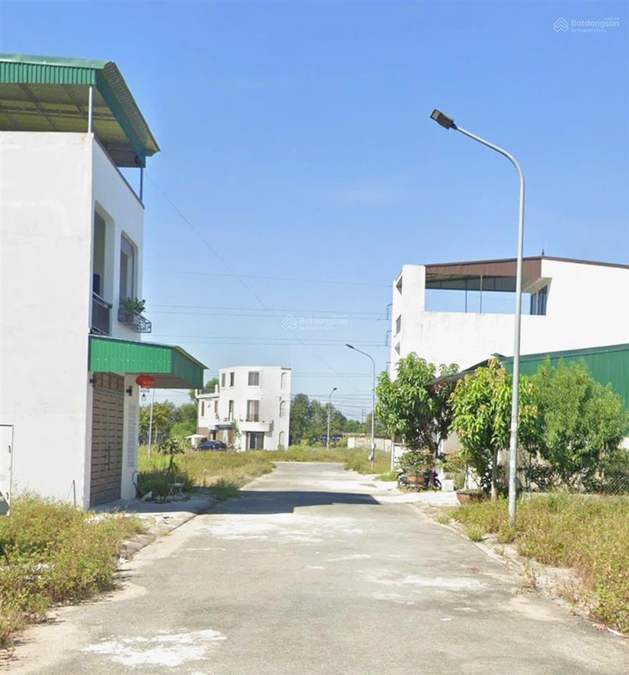 Bán đất khu đấu giá mới khối 2, vinh tân, lối 2 đường trần đình san 18m