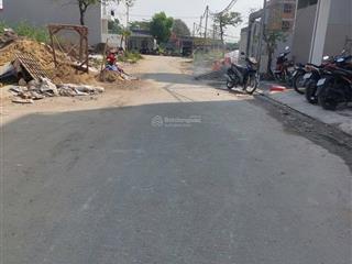 Bán đất 64m2, quận 7 hxh 6m, dt 4m x 16m, xây dựng tự do, chỉ 4,6 tỷ, hỗ troẹ bank.