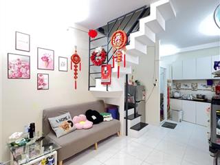 Bán nhà 2 tầng, lê văn lương, nhà bè 3m x 7m 2pn, full nội thất như hình, giá 1,05 tỷ.