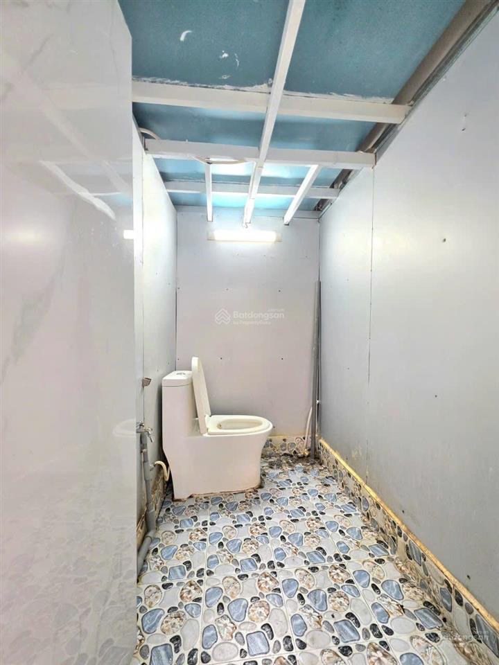 Bán nhà, 2 tầng, gần huỳnh tấn phát, gần phạm hữu lầu, nhà bè 70m2, giá 1,05 tỷ.