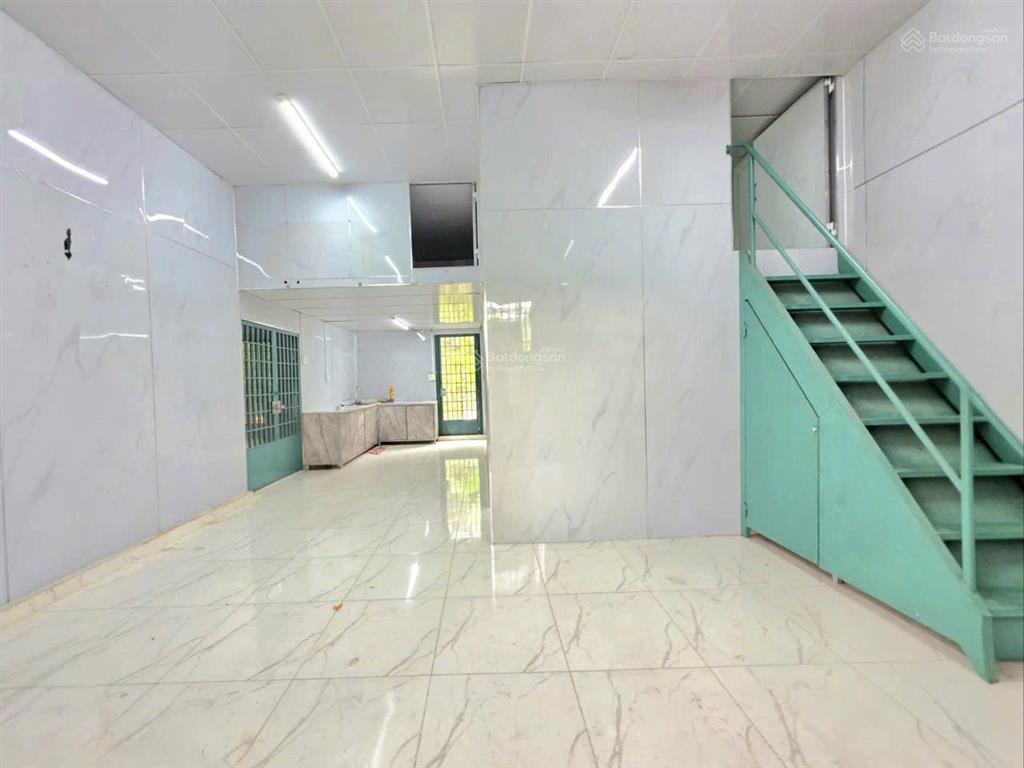 Bán nhà, 2 tầng, gần huỳnh tấn phát, gần phạm hữu lầu, nhà bè 70m2, giá 1,05 tỷ.