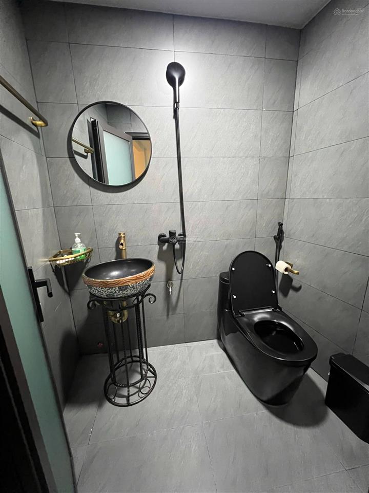 Bán nhà 3 tầng, gần huỳnh tấn phát, gần nguyễn thị thập, quận 7, xe hơi đỗ cửa 45,38m2, giá 6,2 tỷ.
