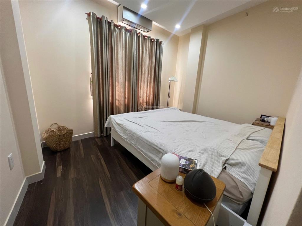 Bán nhà 3 tầng, gần huỳnh tấn phát, gần nguyễn thị thập, quận 7, xe hơi đỗ cửa 45,38m2, giá 6,2 tỷ.