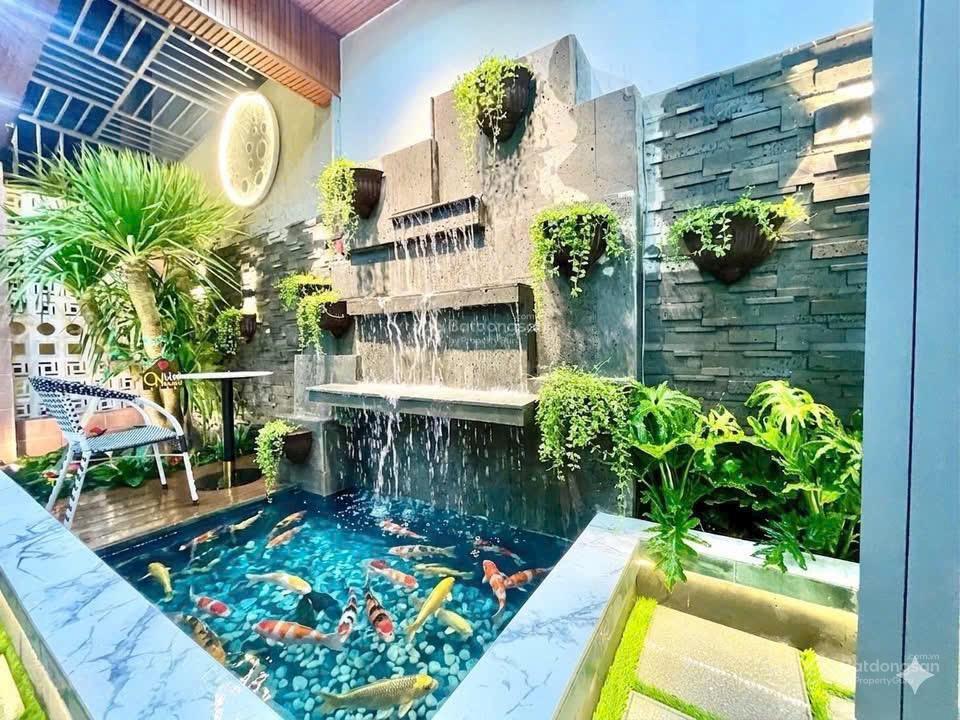 Bán nhà 121.3m2, nhà bè, 2 tầng, gần huỳnh tấn phát, 5,5m ngang, 4pn, 1pt, full nội thất, 7,25 tỷ