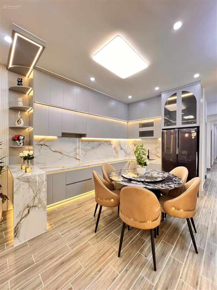 Bán nhà, đường huỳnh tấn phát 108m2, nhà 1 tầng, 3pn, hẻm xe hơi cách nhà 5m, 4m x 27m, 4,59 tỷ