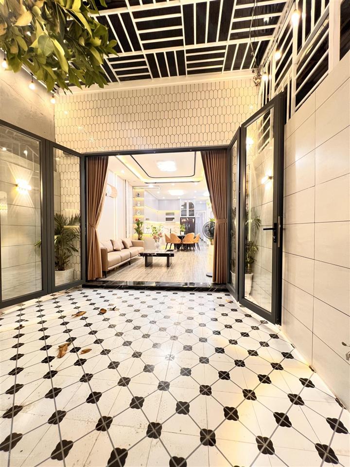 Bán nhà, đường huỳnh tấn phát 108m2, nhà 1 tầng, 3pn, hẻm xe hơi cách nhà 5m, 4m x 27m, 4,59 tỷ