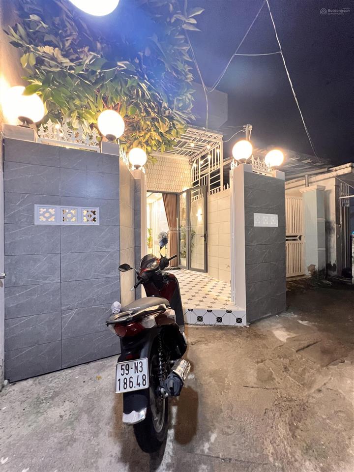 Bán nhà, đường huỳnh tấn phát 108m2, nhà 1 tầng, 3pn, hẻm xe hơi cách nhà 5m, 4m x 27m, 4,59 tỷ