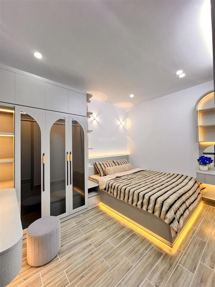 Bán nhà, đường huỳnh tấn phát 108m2, nhà 1 tầng, 3pn, hẻm xe hơi cách nhà 5m, 4m x 27m, 4,59 tỷ