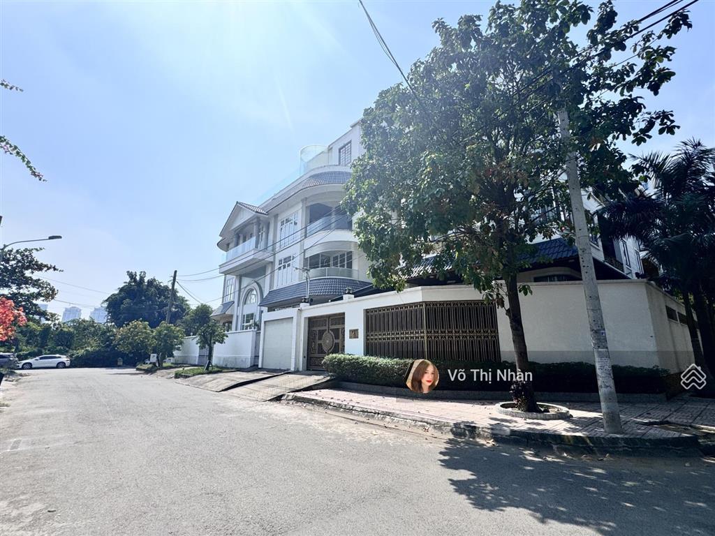 Đất biệt thự đẹp khu bên sông  ven sông sg  dt 180240m  giá 23.5 tỷ/nền