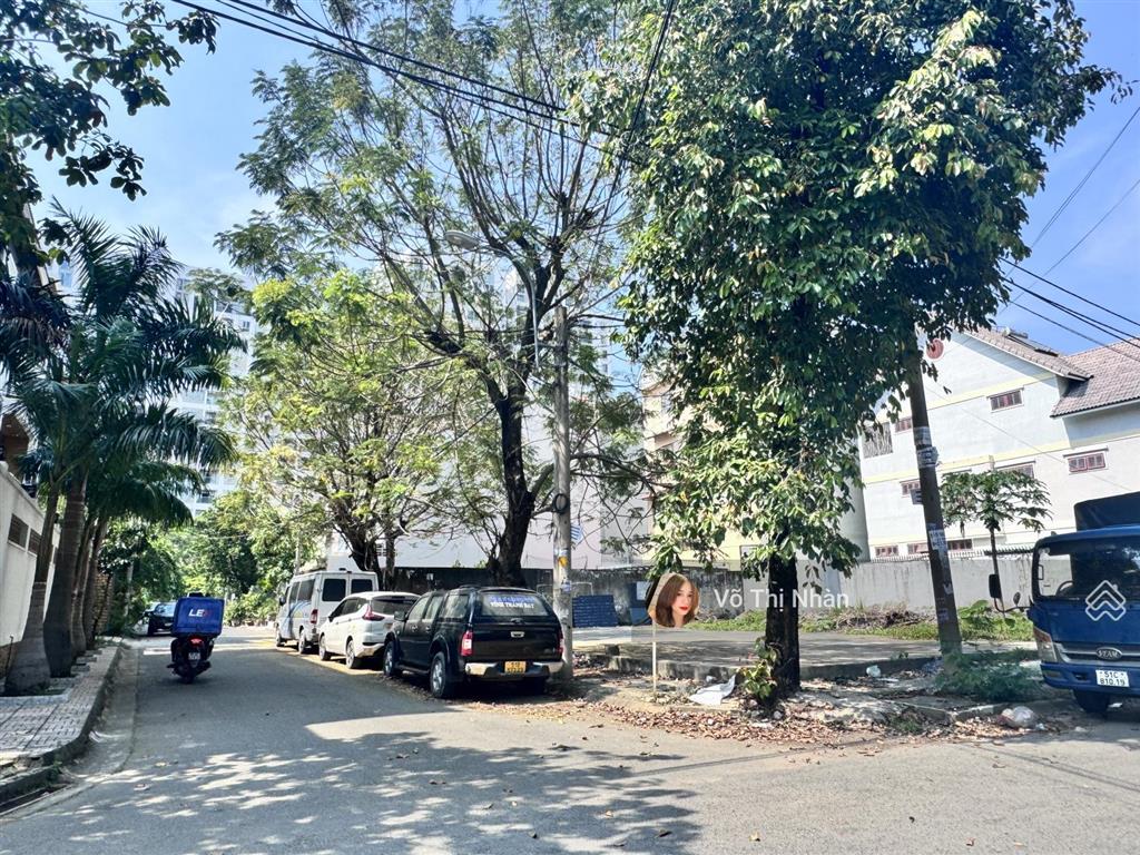 Đất biệt thự đẹp khu bên sông  ven sông sg  dt 180240m  giá 23.5 tỷ/nền